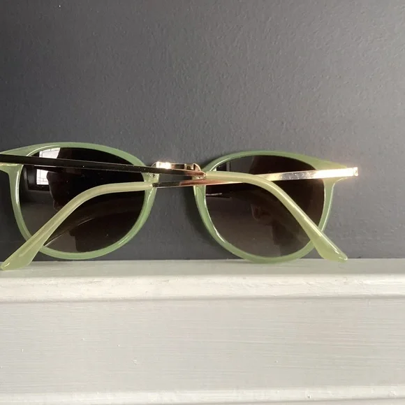 Mint Green Castro Sunglasses - Picture 4 of 9